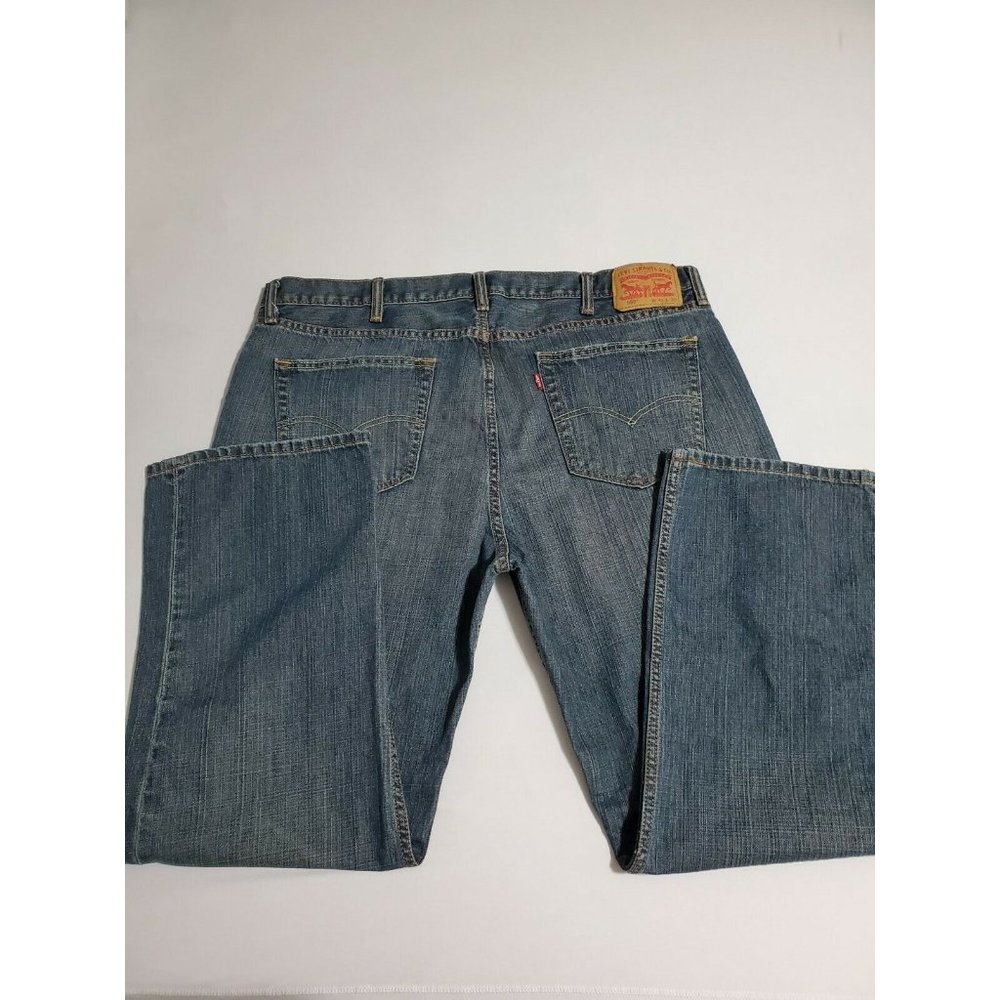 559 Classic Levi Strauss & Co. size W 42 L 30 - Picture 9 of 9